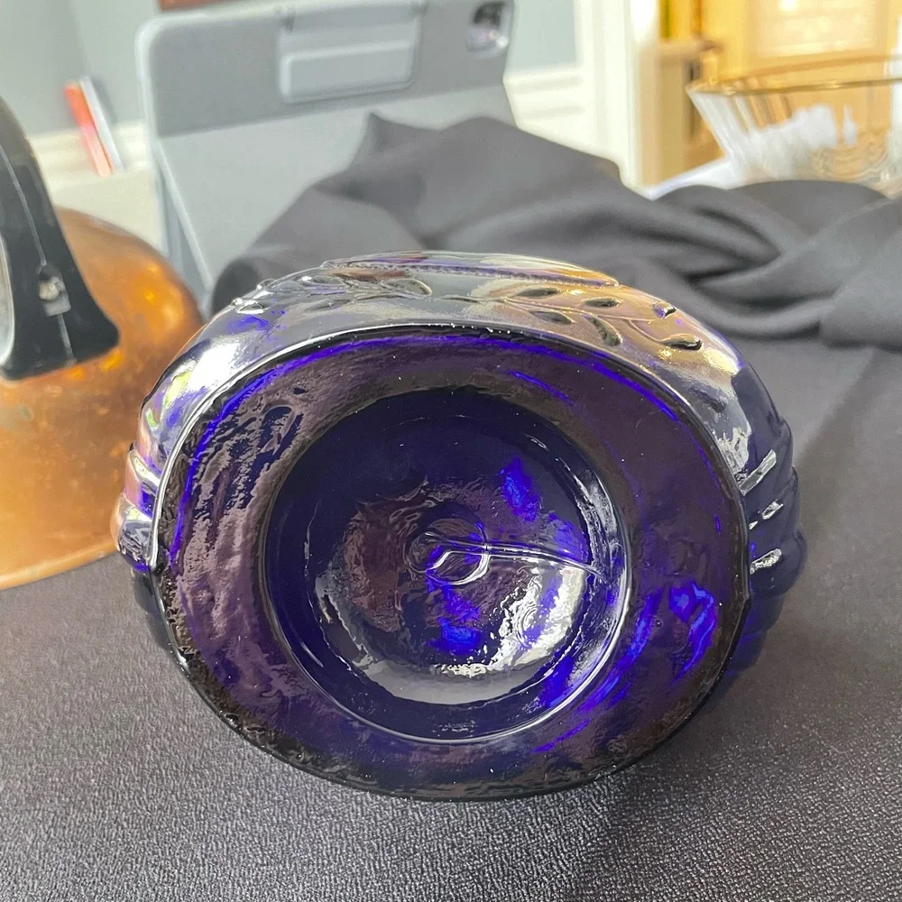 Jenny Lind Cobalt Blue Hand Blown Flask - Picture 5 of 5